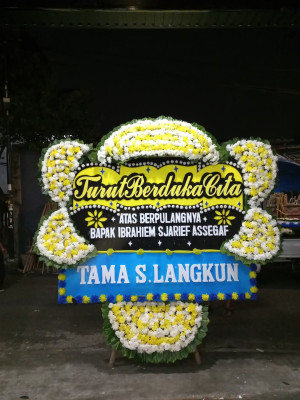 Papan Bunga Duka di Kerek